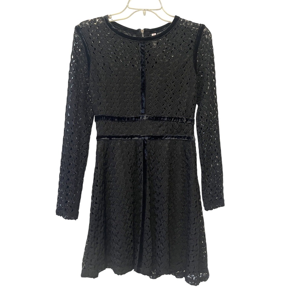 Xhilaration ‎ Sz. SM Black Lace & Velvet Mini Dress Goth Whimsigoth Witchy